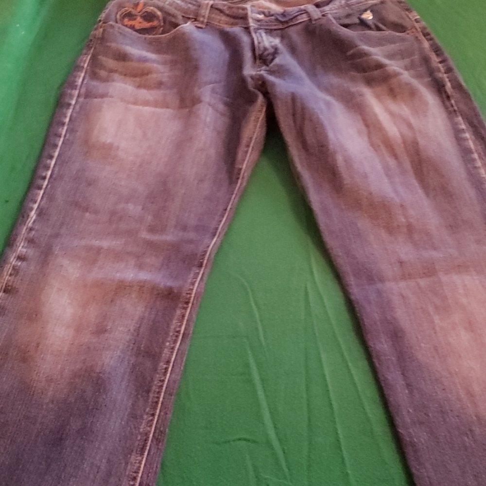 Apple bottom jeans